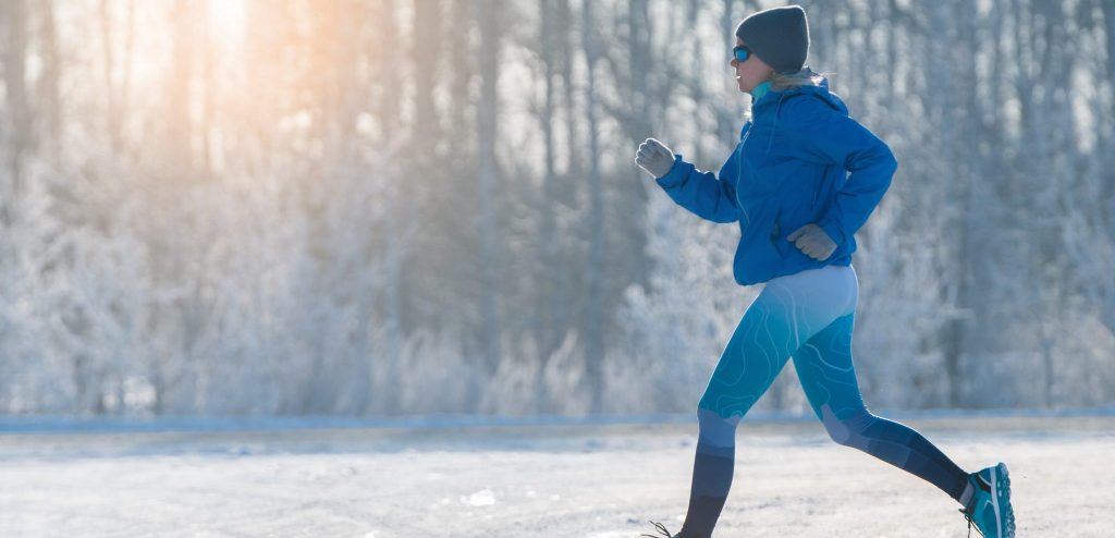 How to Dress for Winter Workouts & Stay Warm