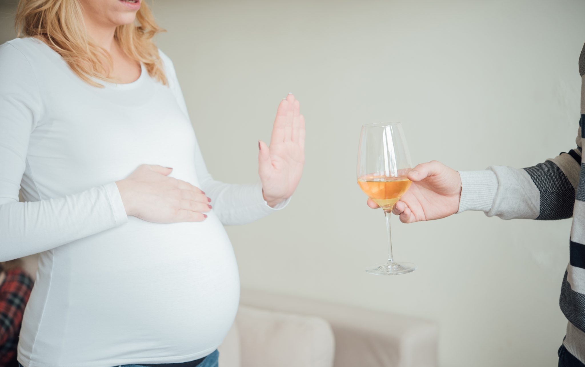 pregnant alcohol